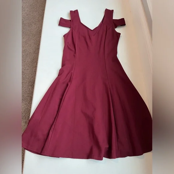 Amazon | Dresses | Amazon Juniors Burgundy Dress | Poshmark
